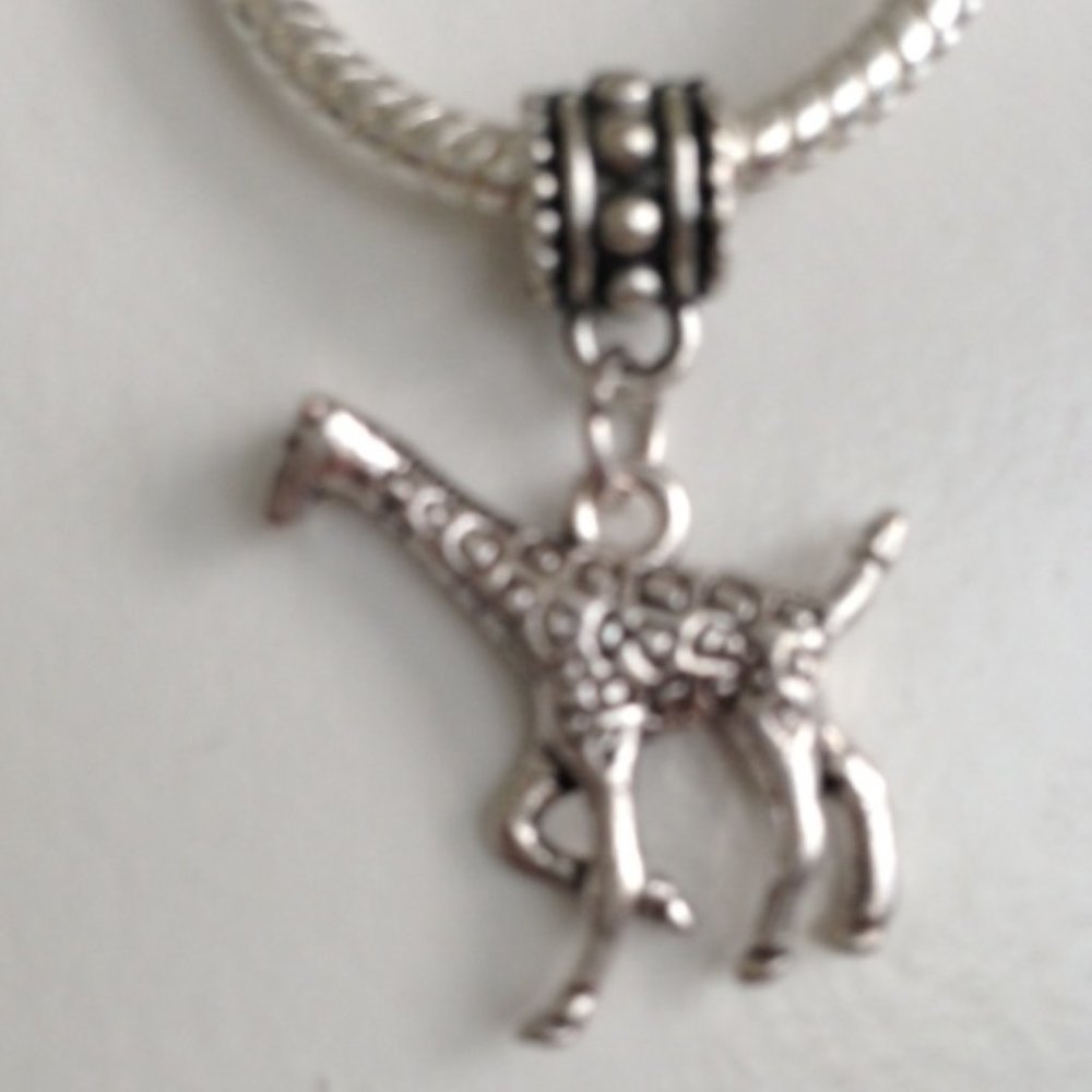 "GIRAFFE" Silver Plated Dangling Charm Bead For European Style Charm Bracelets